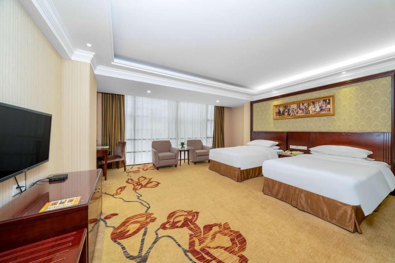 Vienna Hotel Dongguan Houjie Exhibition Center Екстериор снимка